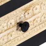 vidaXL Ručne vyrezaná TV skrinka, sivo biela 120x30x40cm,mangový masív – Obrázok 3