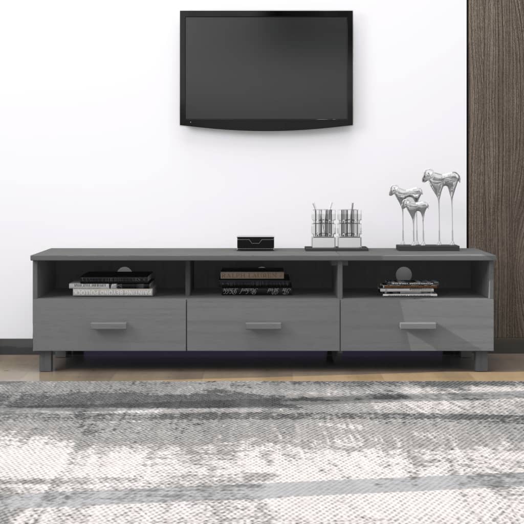 VXL8720286818206_m_en_hd_1.jpg vidaXL TV skrinka HAMAR, tmavosivá 158x40x40 cm, borovicový masív – Obrázok 1