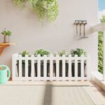 vidaXL Vyvýšený záhon s dizajnom plotu biely 150x50x50 cm borovica