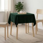 vidaXL Uterák na stôl 5 ks Tmavozelená 140 x 140 cm Polyester