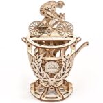 Hračka Ugears 3D drevené mechanické puzzle Samohybný cyklista